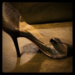 Beverly Feldman Leather Pumps